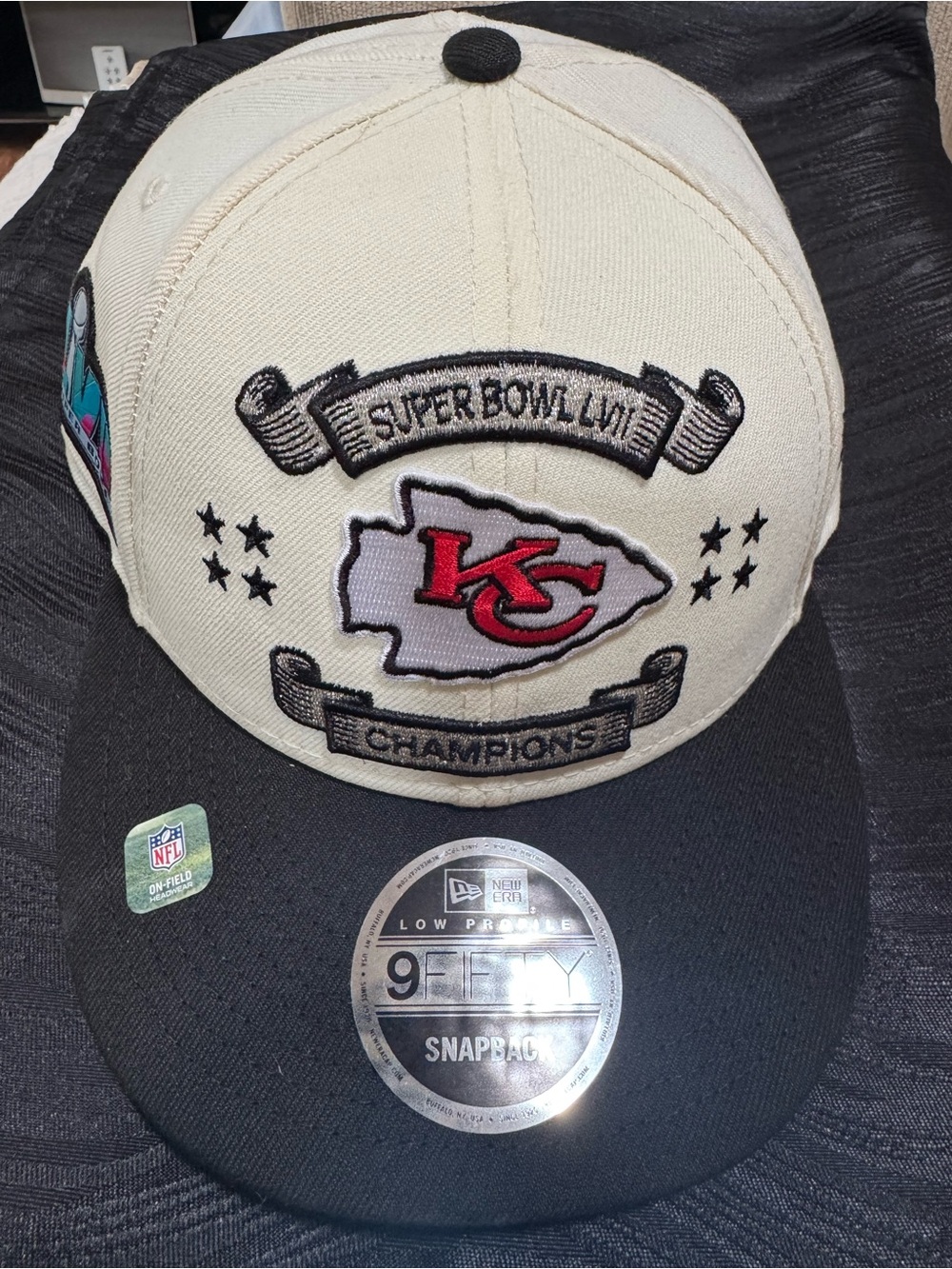 New Era Two-Tone Kansas City Chiefs Snapback Hat - Cream & Black